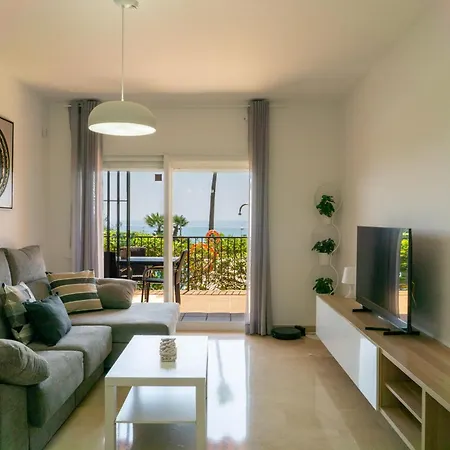 Encinas Garden Apartment